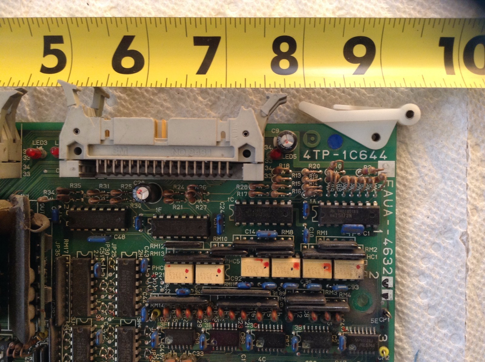 Disco 4TP-1C64401 Board EAUA-463201 4 Axis M CON FAPCB-0485
