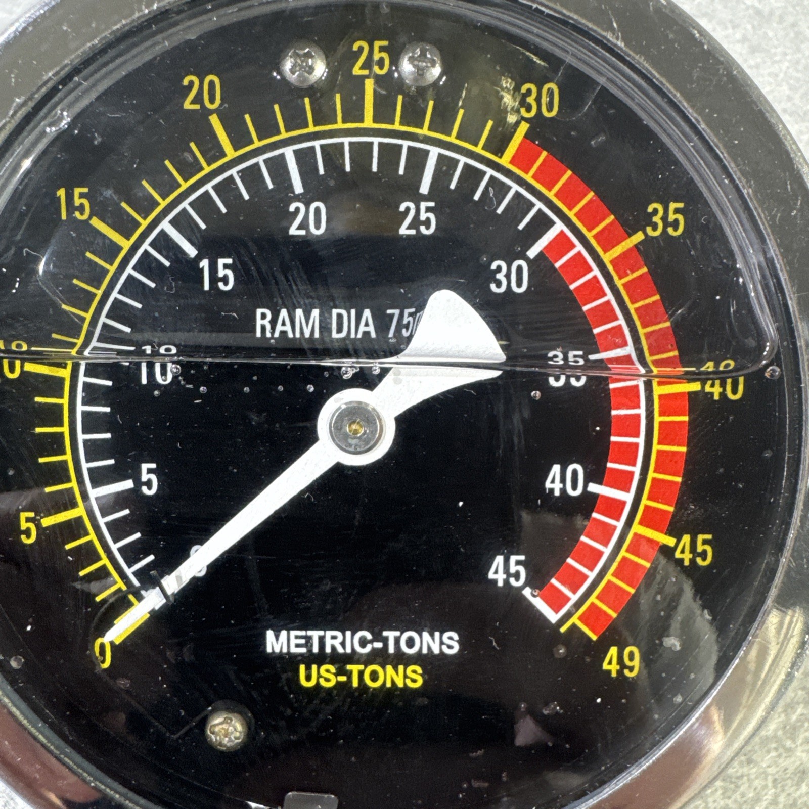RAM DIA 75 MM Hydraulic Pressure Gauge 4 1/4″ Dial Stainless Steel 1/2″ BSP