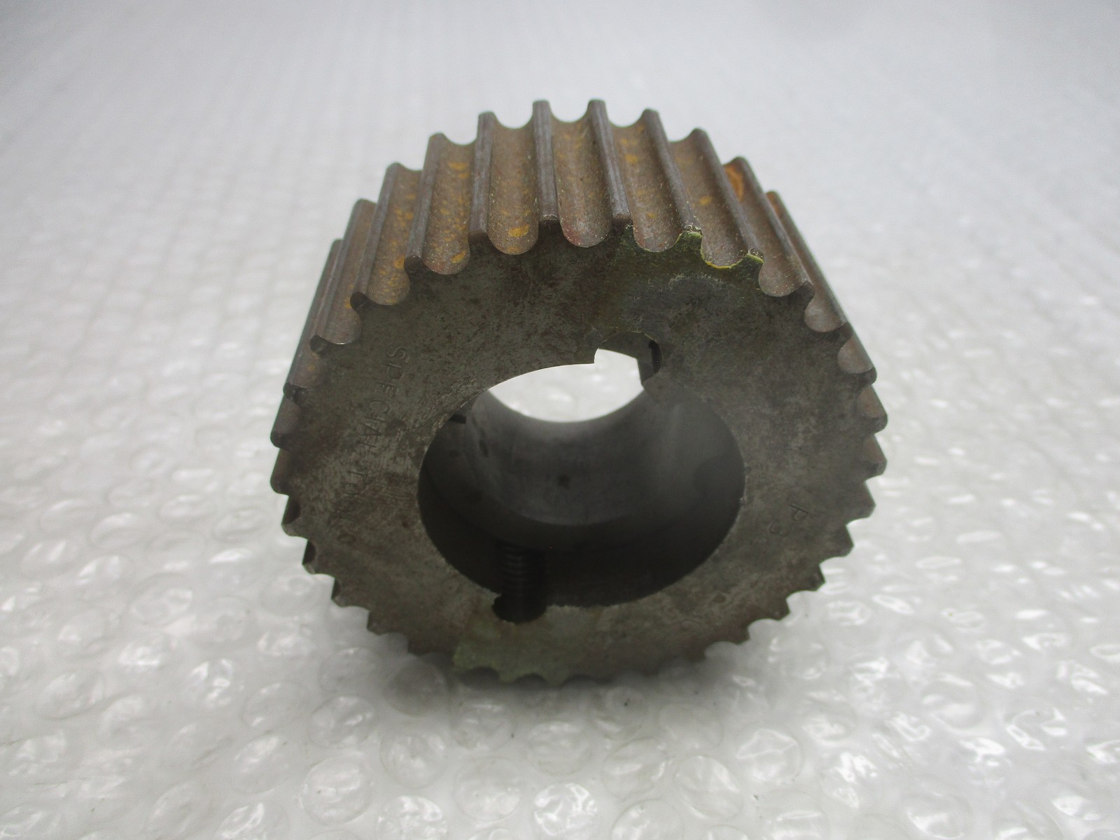 INDUSTRIAL SPARE P32-8M-30 PULLEY (AS PICTURED) NSNP