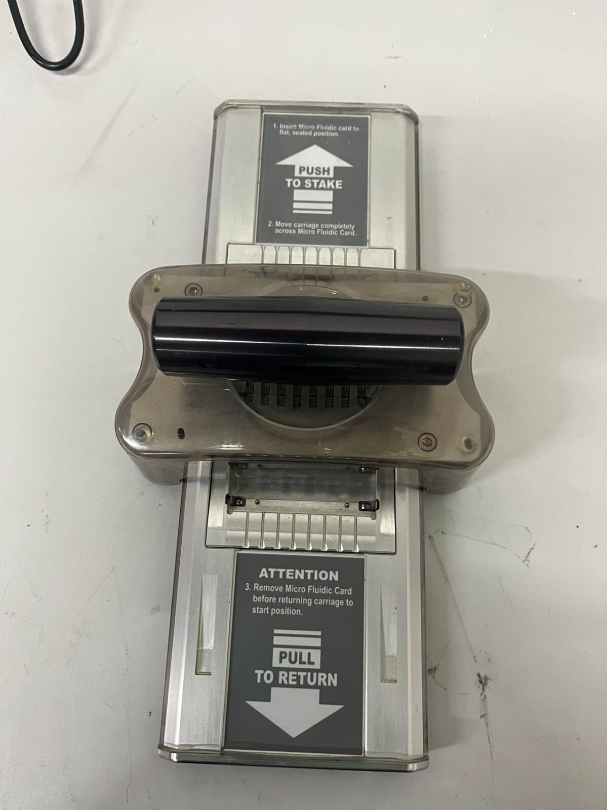 Applied Biosystems Taqman Fluidic Card Sealer Model 4331770 Rev. A5