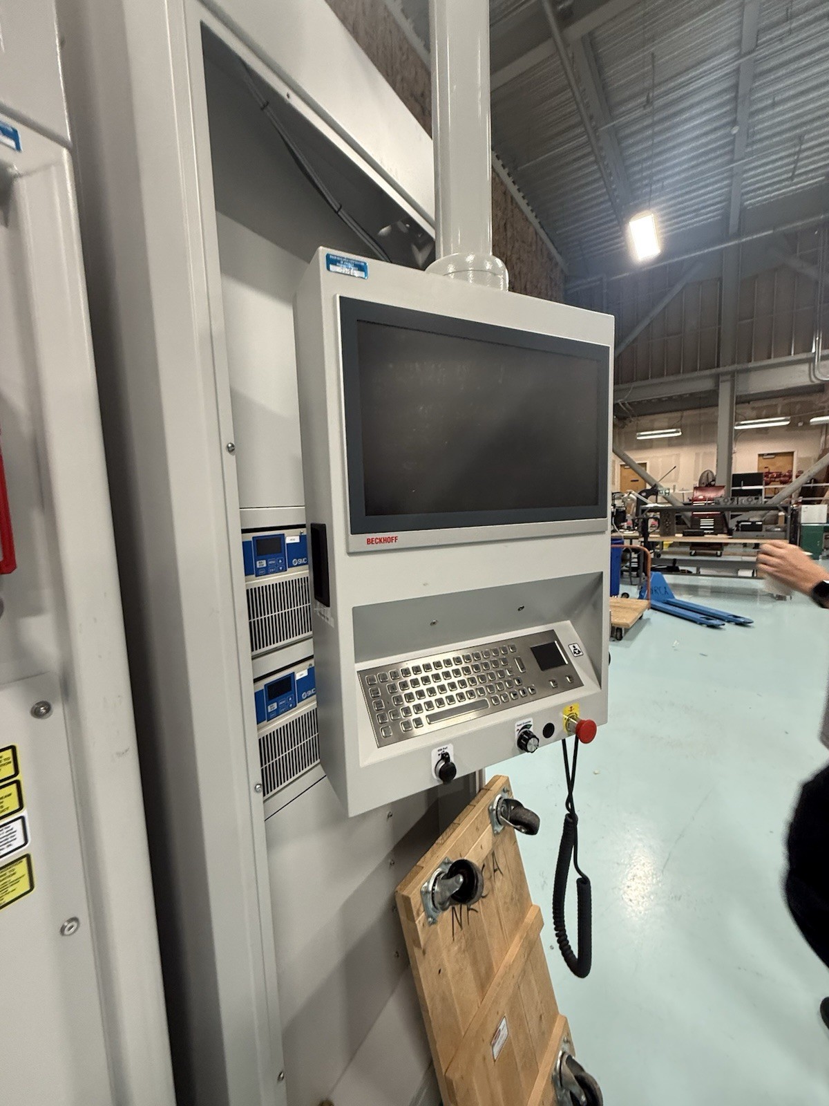 HYBRID MANUFACTURING TECHNOLOGIES CF-4B-3E-AAAA SINGLE PLATFORM AMBIT CNC