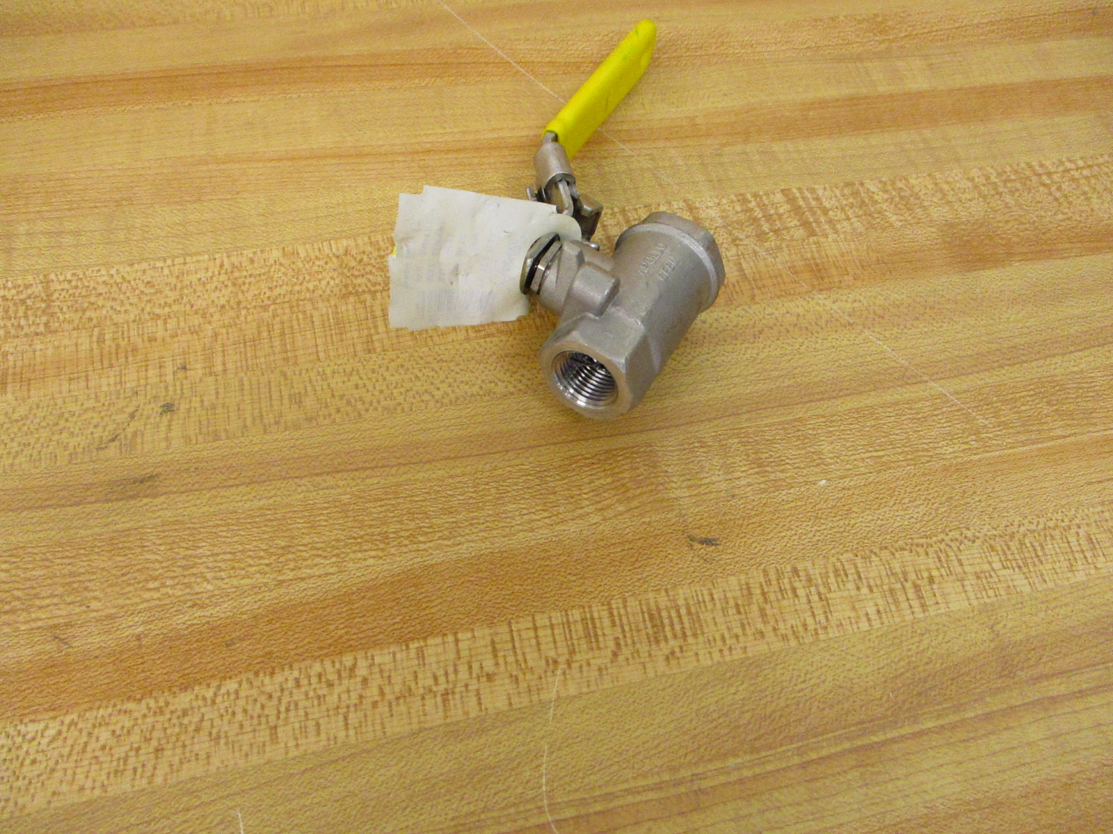 Apollo 76-105-B4A Shut Off Valve 76105B4A