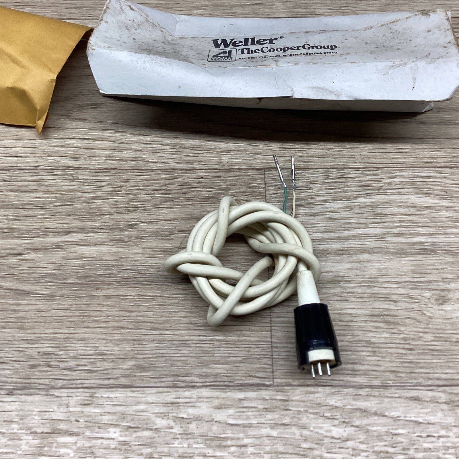 NOS WELLER THE COOPER GROUP SOLDERING WIRE PLUG #819PT151*CO