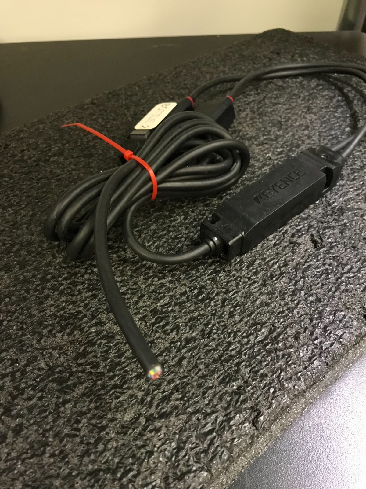 KEYENCE FD-X20 FD-X Series Clamp-on Micro Flow Sensor