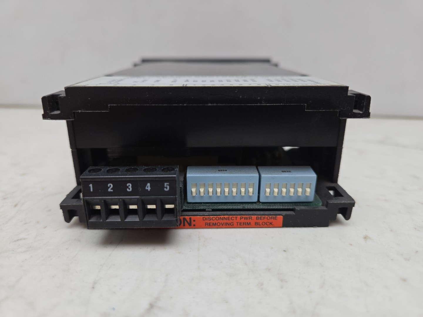 Red Lion Controls APLRI600 6 Digit Panel Meter Tachometer 115Vac Used See Pics