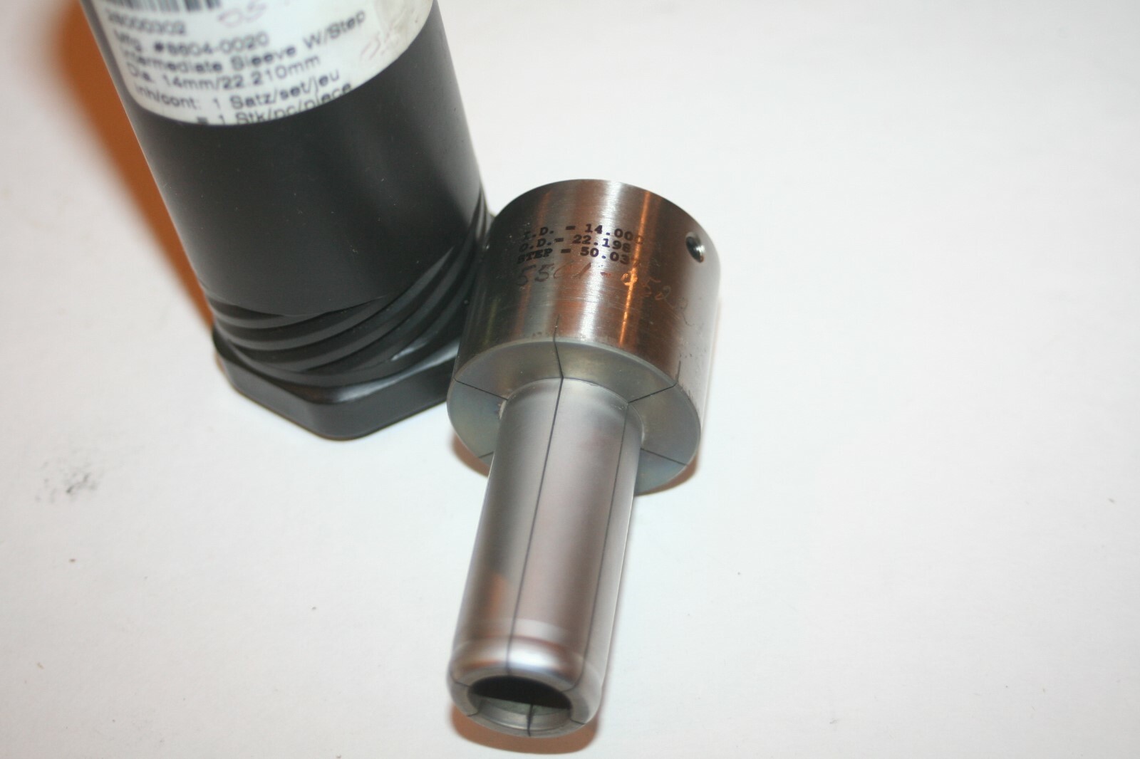 SCHUNK 28000302 Intermediate Sleeve w/Step 14mm ID, 22.198mm OD, 50.037 * NEW *