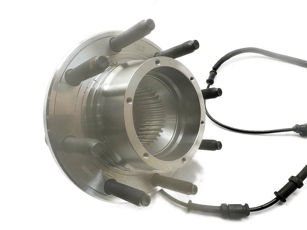 MOOG 515130 Front Wheel Hub Assembly | 11-16 Ford F-250 Super Duty Fast Ship