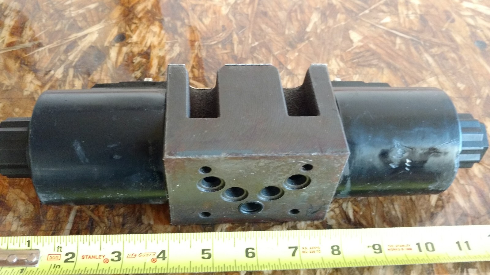 NORTHMAN SWH-G03-C-4-D24-20 – DIRECTIONAL VALVE