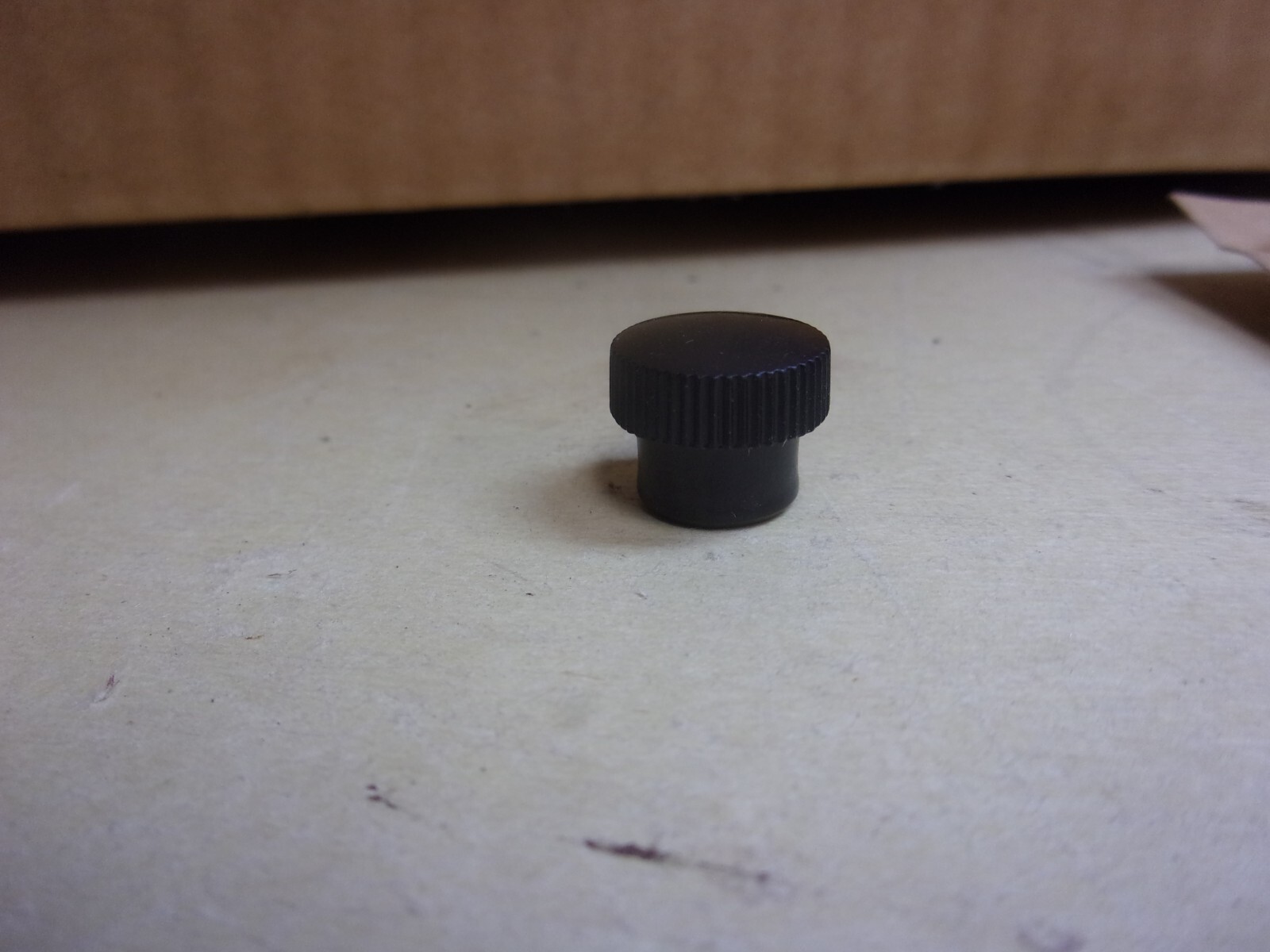 Kurz Kasch S222-2, 5355-667-9451, 33-604 62-23977 Knob, box of 150