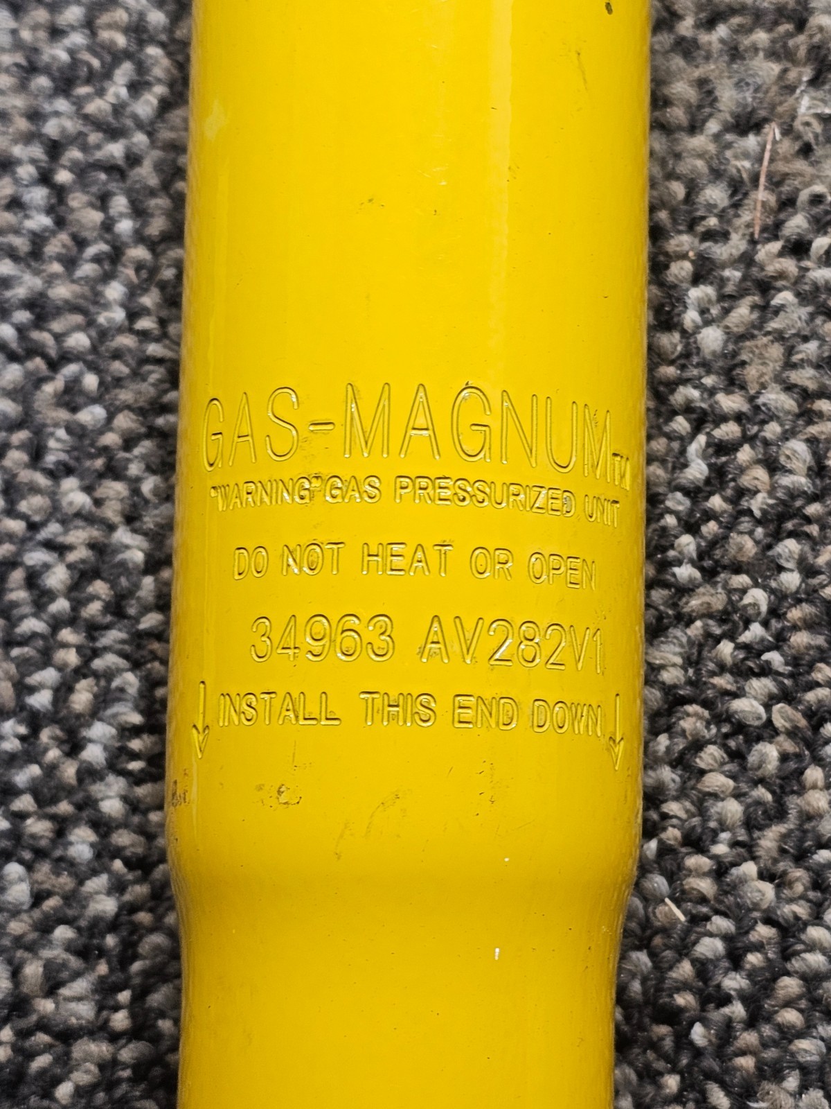 Monroe Gas-Magnum 34963 Heavy-Duty Shock Absorber for Ford F-150 Truck,SUV