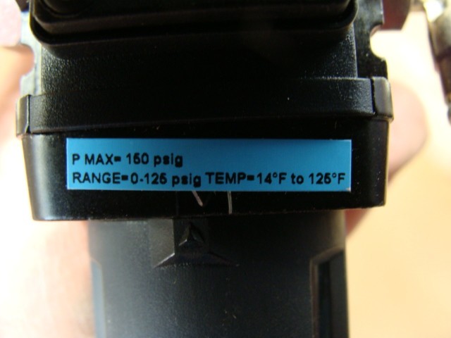 WILKERSON PNEUMATIC FILTER REGULATOR B08-02-FKG0 150PSIG MAX