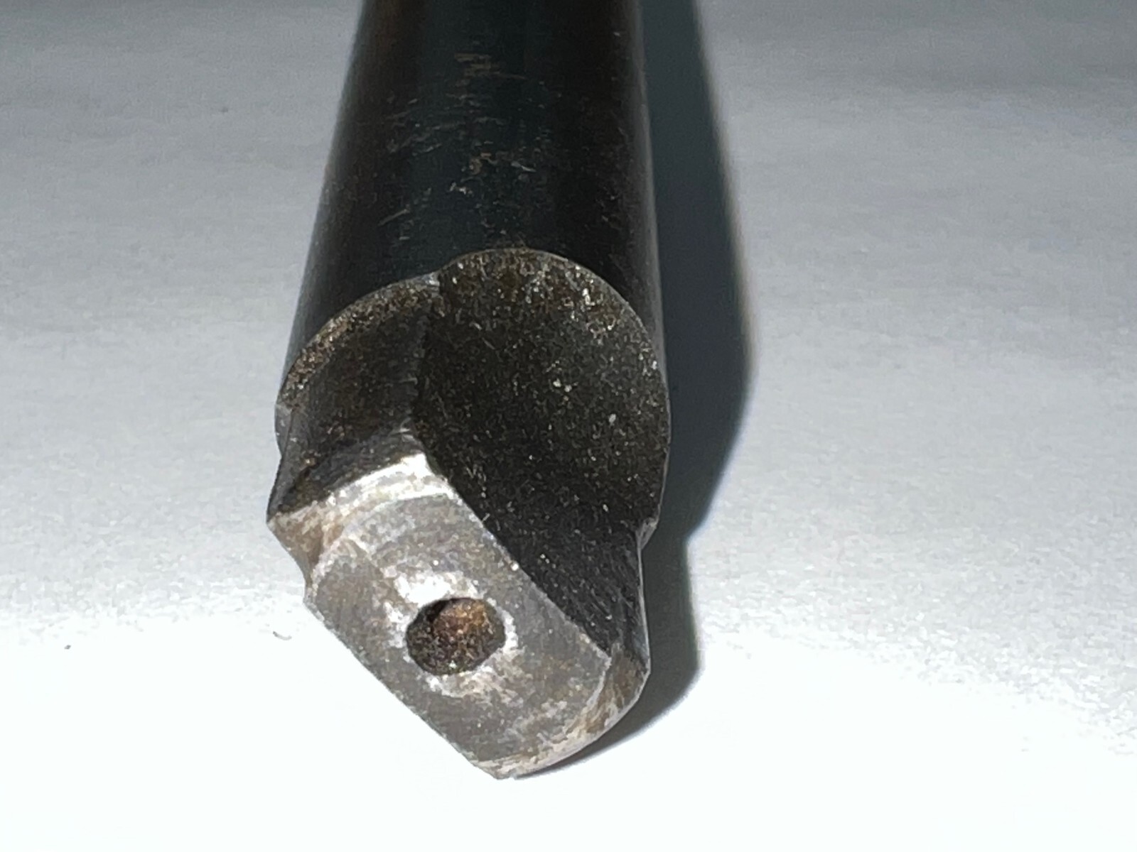 MORSE TAPERED SHANK DRILL BIT 2MT 37/64″ CUT 4-3/4″ LOC 8-1/2″ OAL