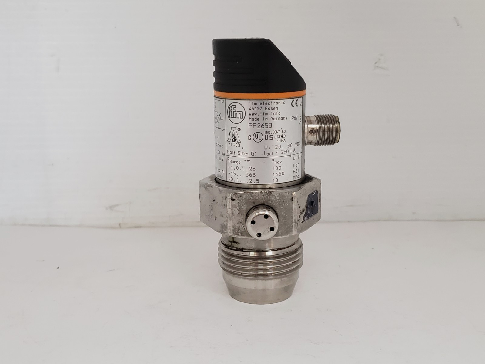 IFM ELECTRONIC PF2653 PRESSURE SWITCH -1-25 BAR -15-363 PSI 20-30 VDC PNP/NPN