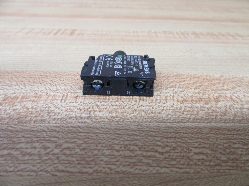 Siemens 3SU1401-1BC40-1AA0 LED Module G/16/11 *E02*