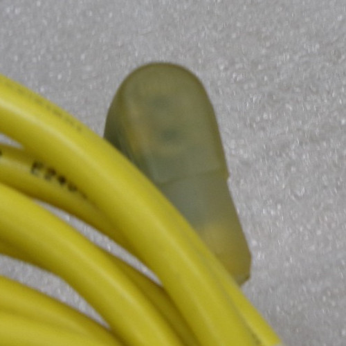 IFM EFECTOR E10903 PNP 4-PIN 90° M12 Connector Cordset USED 8′ L #372o