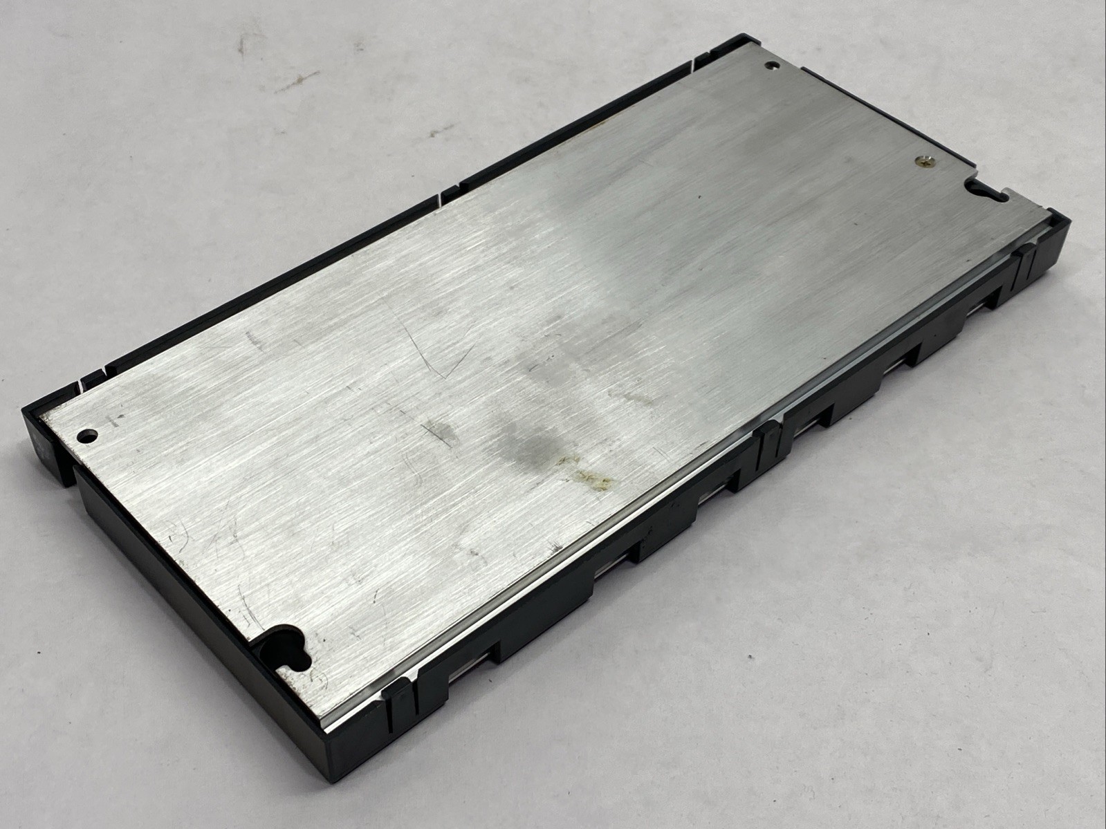 GE Fanuc IC693CHS398H 5-Slot Expansion Base EMI Enhanced
