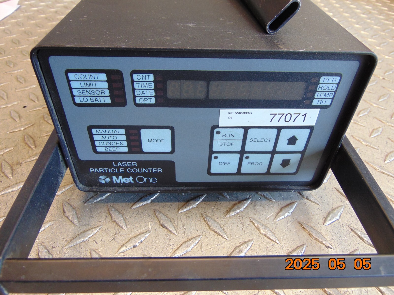 MET ONE 237A-.5-.1-2 LASER PARTICAL COUNTER 2082815-02