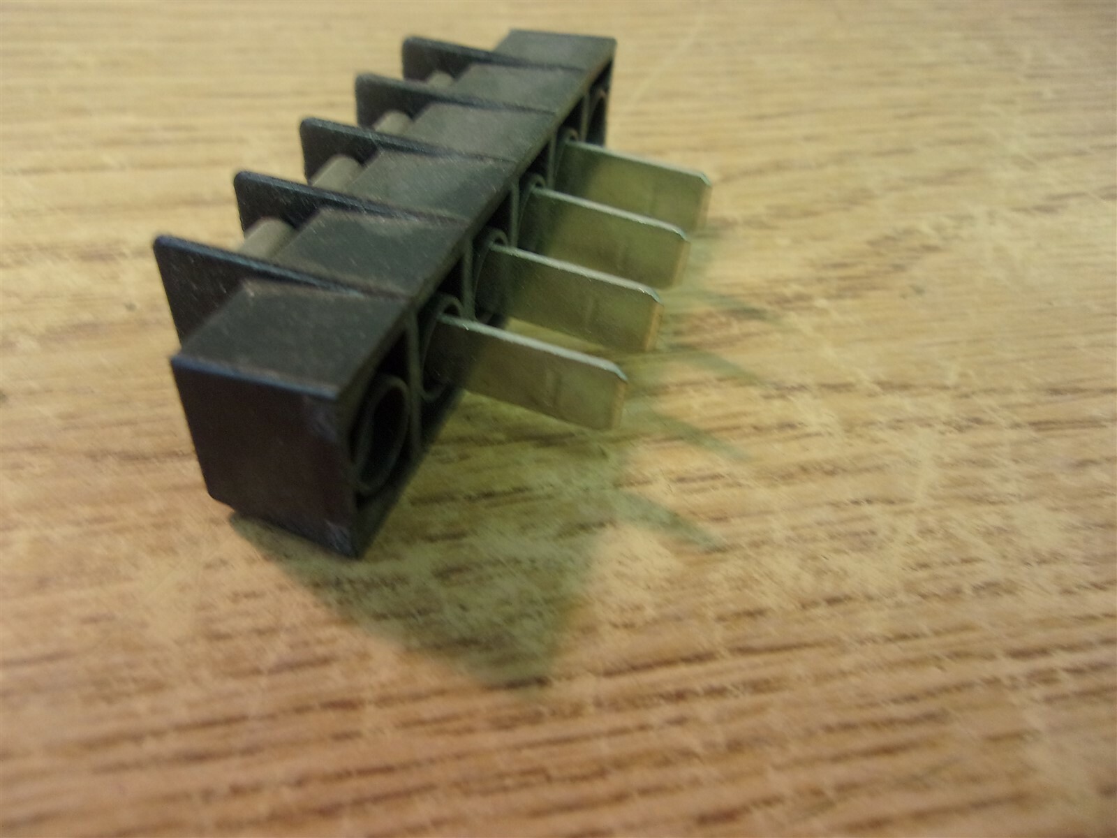 NEW Barrier Block Connector 4 0.437″ 11.10mm Circuit Lot of 2 *FREE SHIPPING*
