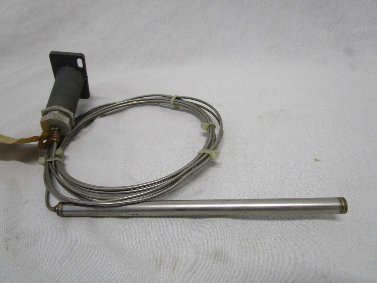 NEW FENWAL 40-100014-002 THERMOCOUPLE