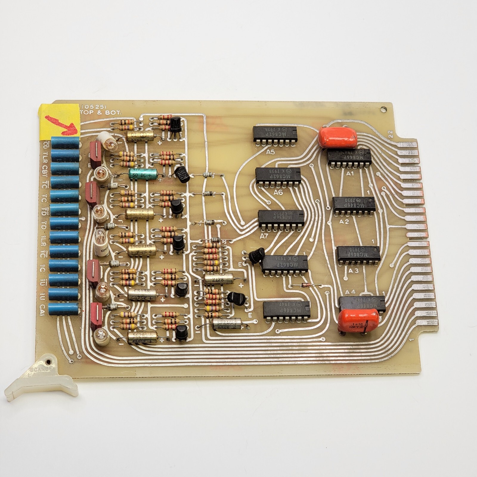 AS-IS BAD BULB – DOVER ELEVATOR 105251 TOP & BOTTOM BOT. CIRCUIT BOARD