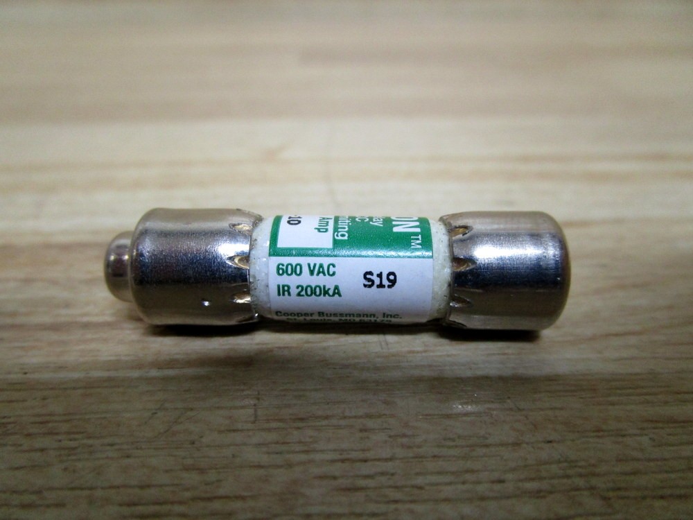 Bussmann FNQ-R-10 CC-Tron Fuse FNQR10 (Pack of 10)