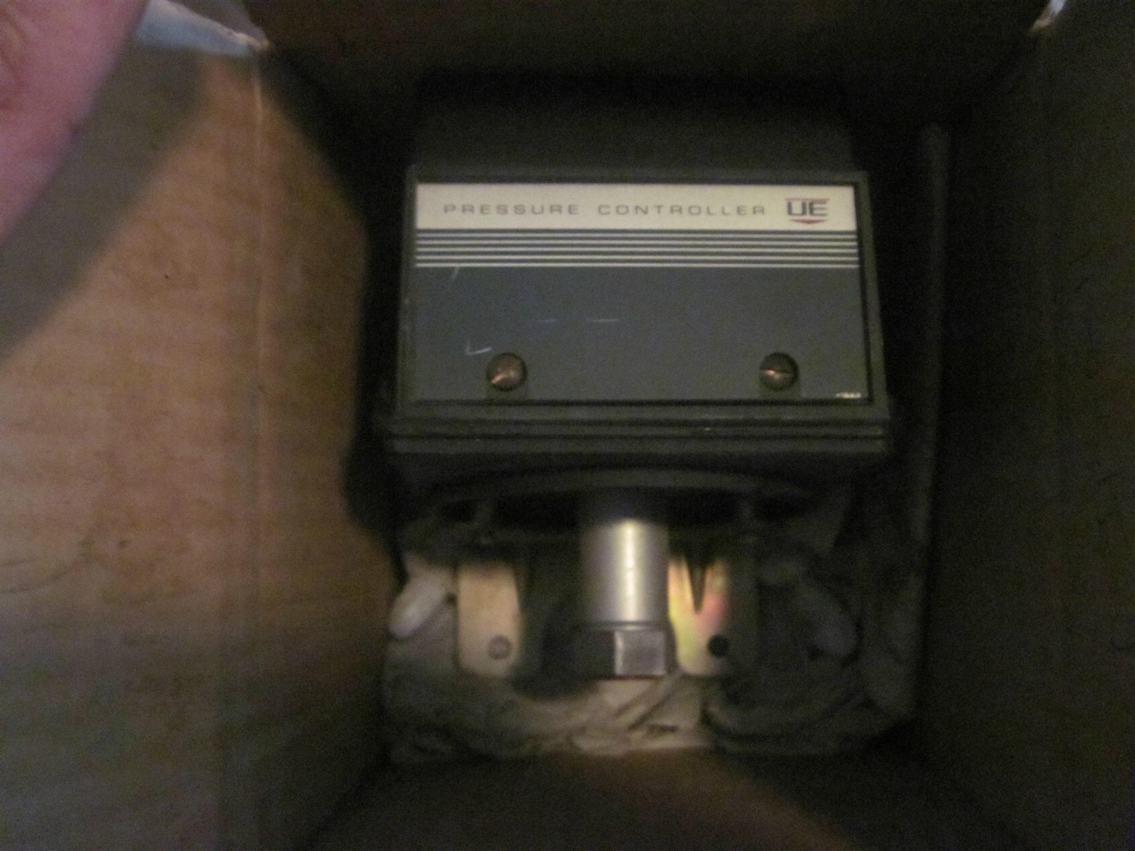 NEW Pressure Controller Type J302D 4-75 358 0-200 PSI UE United Electric 0-30