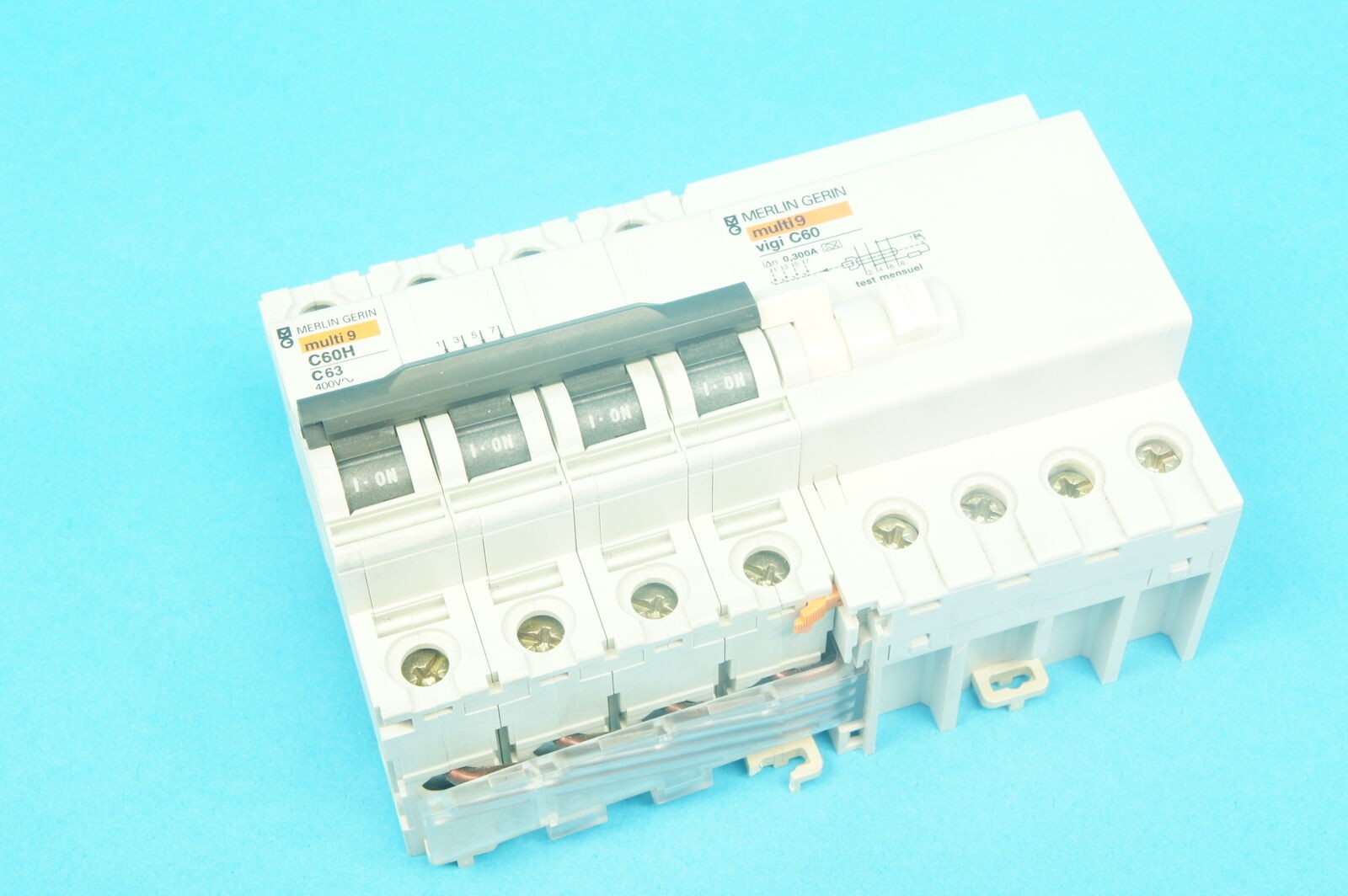 Merlin Gerin Multi 9 25019 CB C60H C63A + Vigi C60 RCD 300mA 26729 4 in