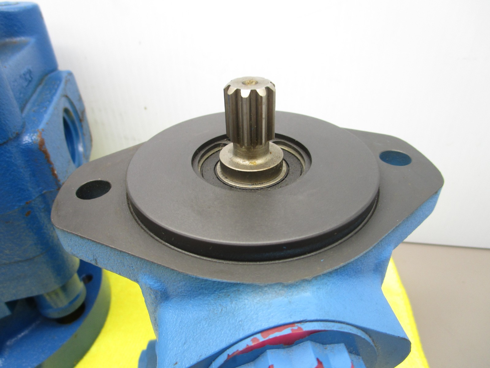 Permco P3000C383MZDI15-19 Hydraulic Fan / Steering Pump Vickers V10F1S7T11A5H20