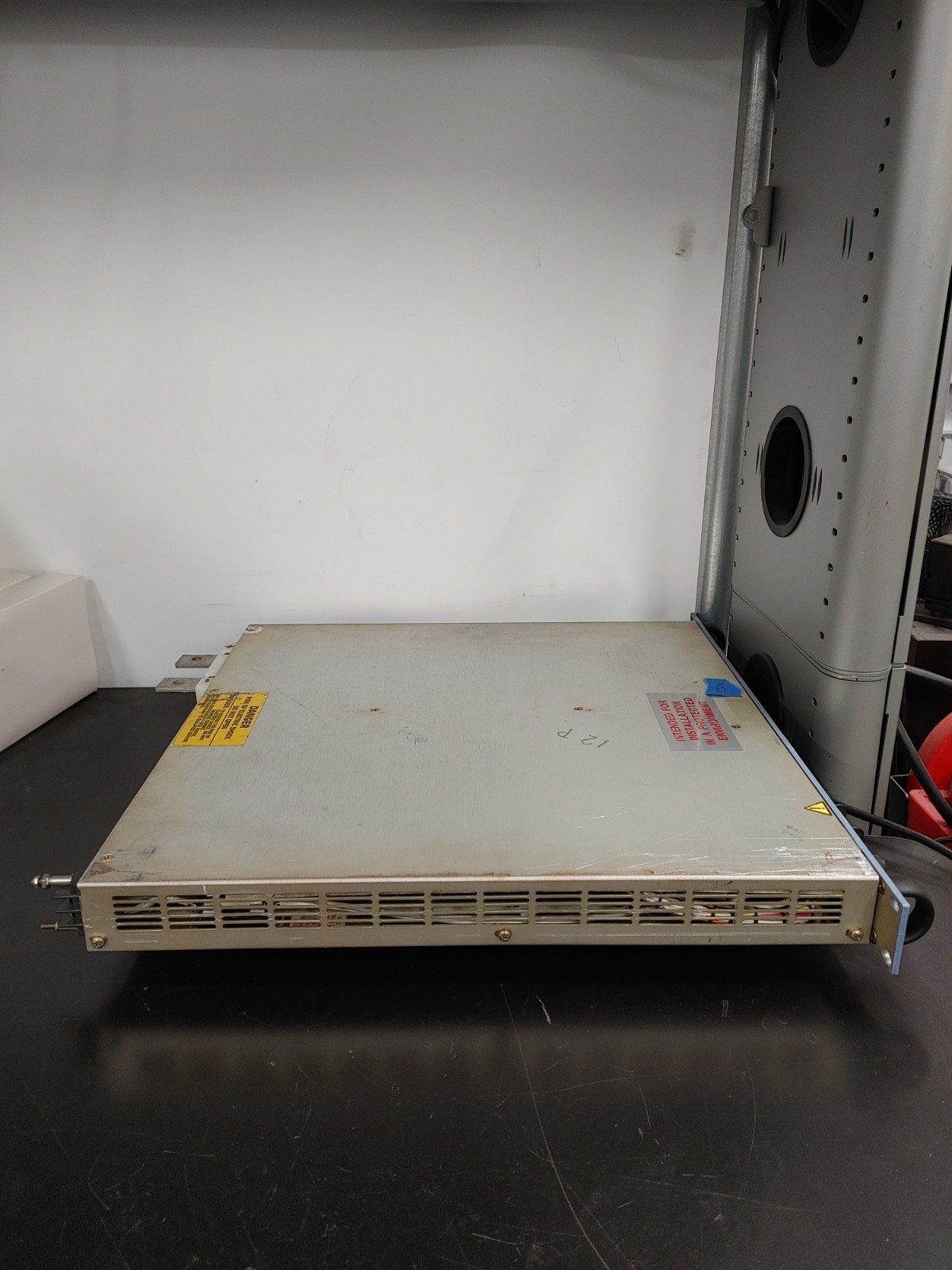 ELECTRONIC MEASUREMENTS EMS 20-30 EMS Power Supply EMS 20-30-2D-1383A