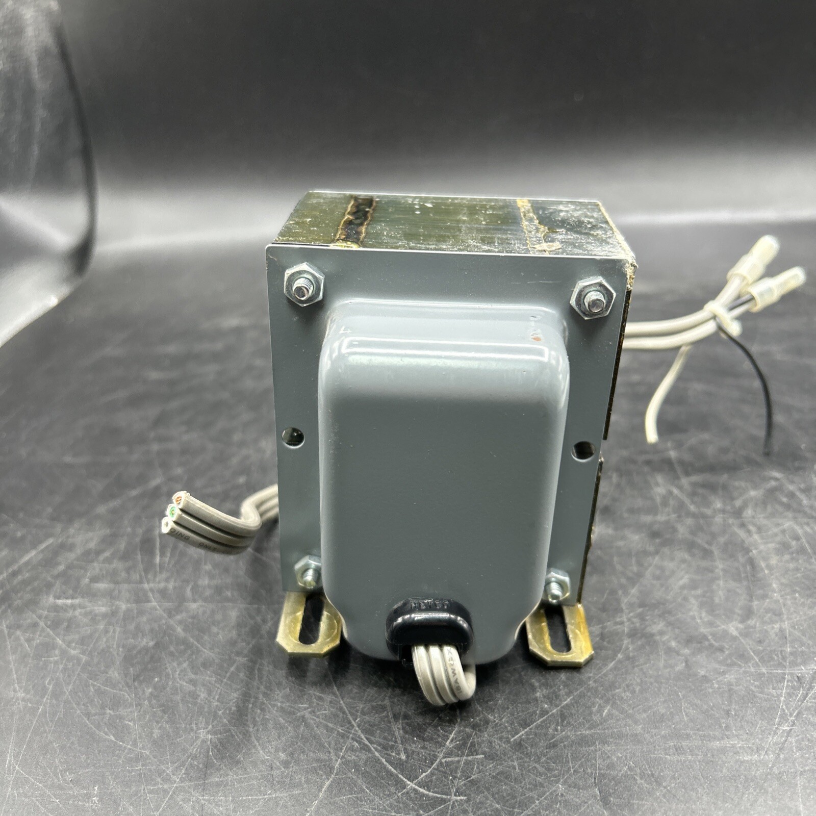 STANCOR GISD-150 ISOLATION TRANSFORMER INPUT: 230V 50/60Hz OUT: 115V 150VA 1.30A