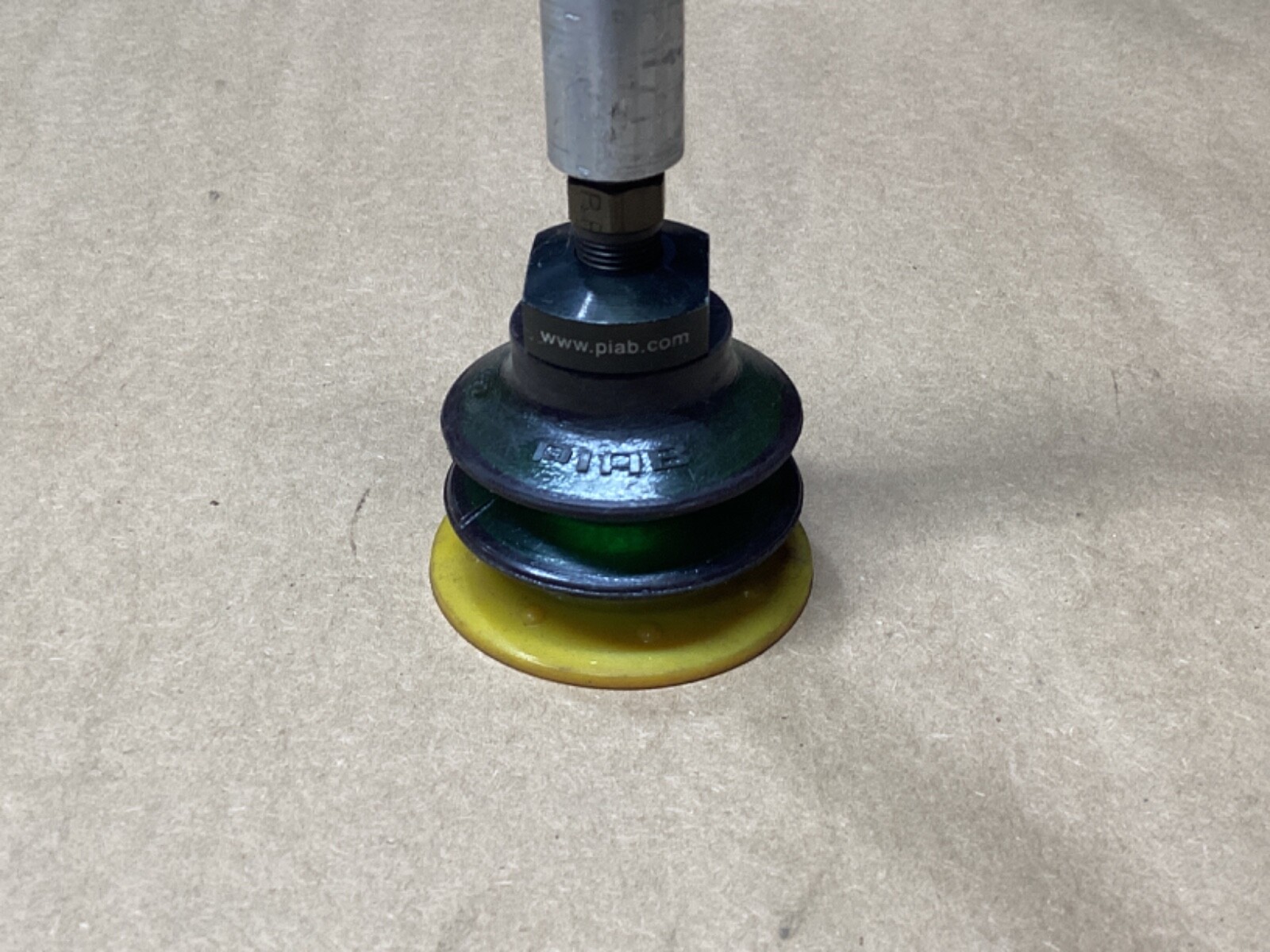 PIAB B52 VACUUM SUCTION CUP 3/8″ NPT #114D9