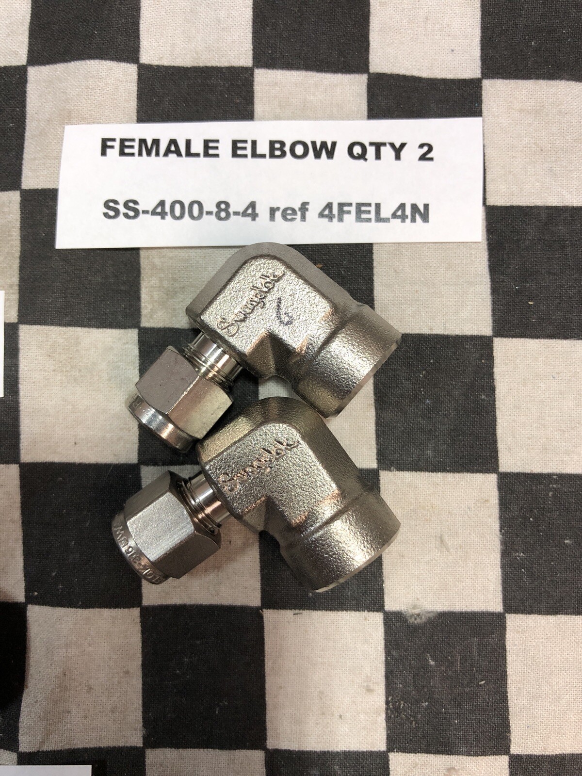 PARKER/SWAGELOK TEE ELBOW 1/4” SS-400-3, 4ET4-316, SS-400-8-4 , LOT OF 7#1649V4