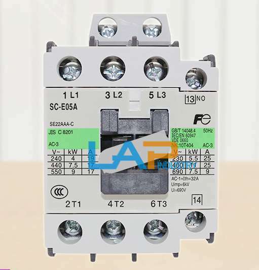 1PCS New For Fuji AC Contactor SC-E05A AC380V