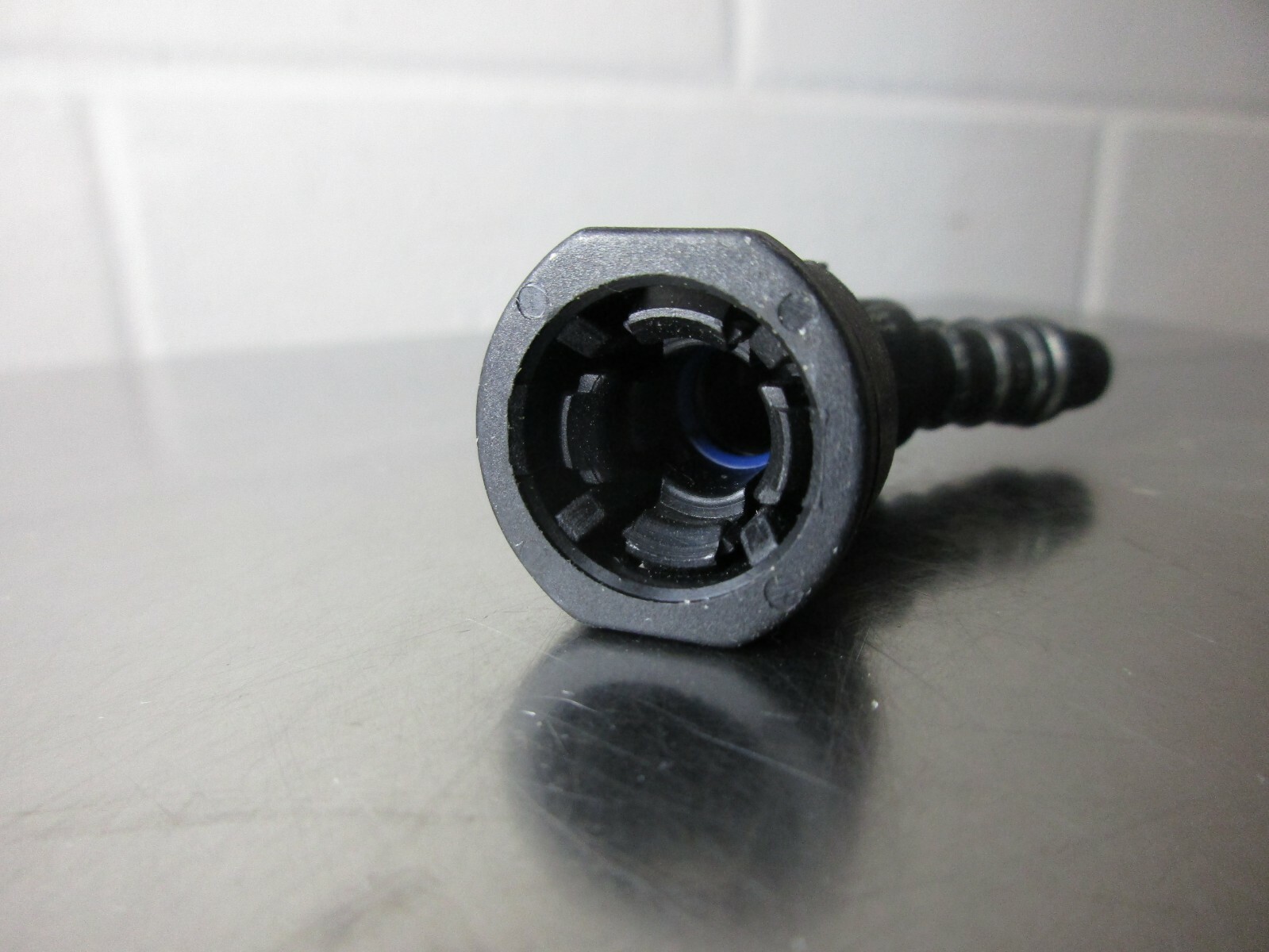 Norma RSS 5/16″ PA12-GF50 UK04 45 Deg. Connector, Look at Pics For Dimensions