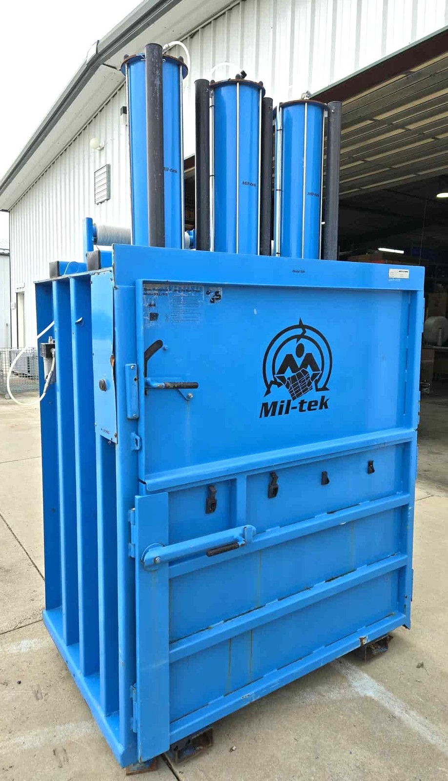 Mil-tek BP 509 Pneumatic Bale Press 50″ Cardboard Compactor 8 BAR, 661 lb Bales