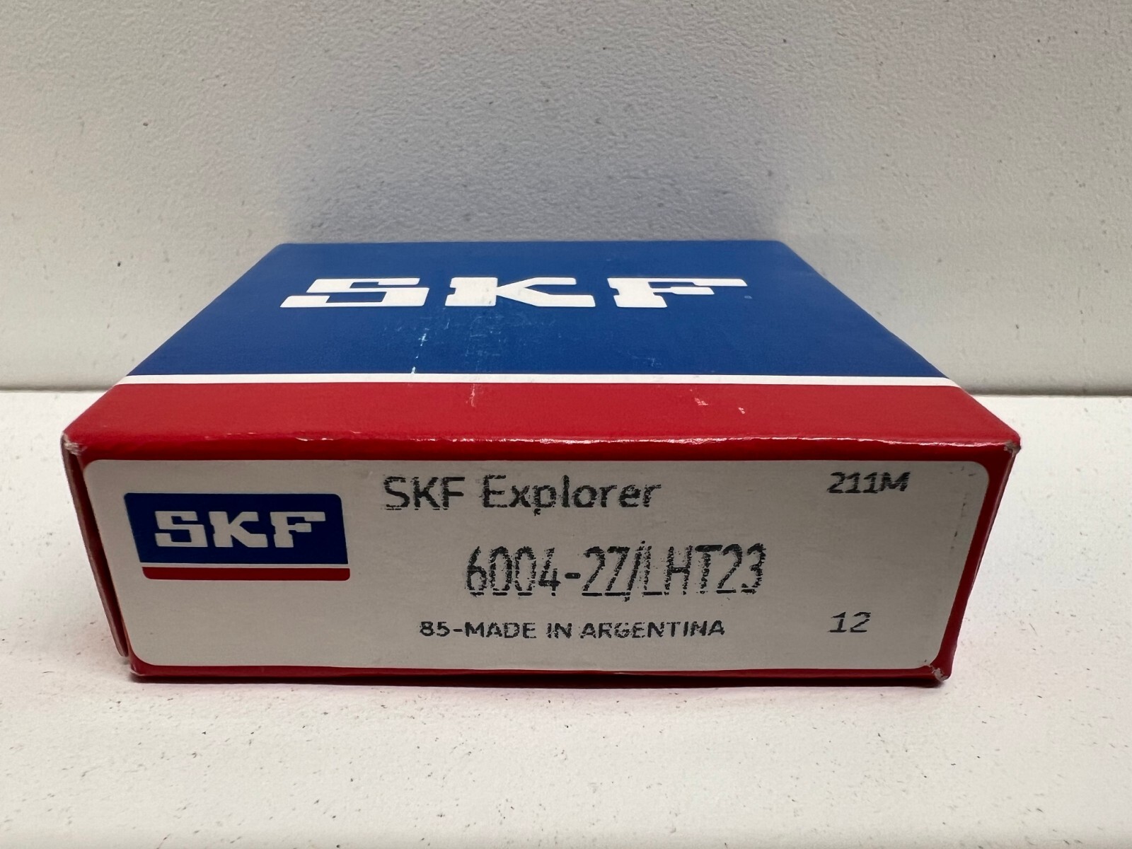 NEW IN BOX! SKF DEEP GROOVE BALL BEARING 6004-2Z/LHT23