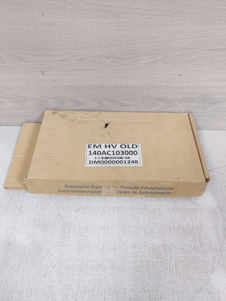SCHNEIDER MODICON QUANTUM 140 ACO 030 00 ANALOG OUTPUT