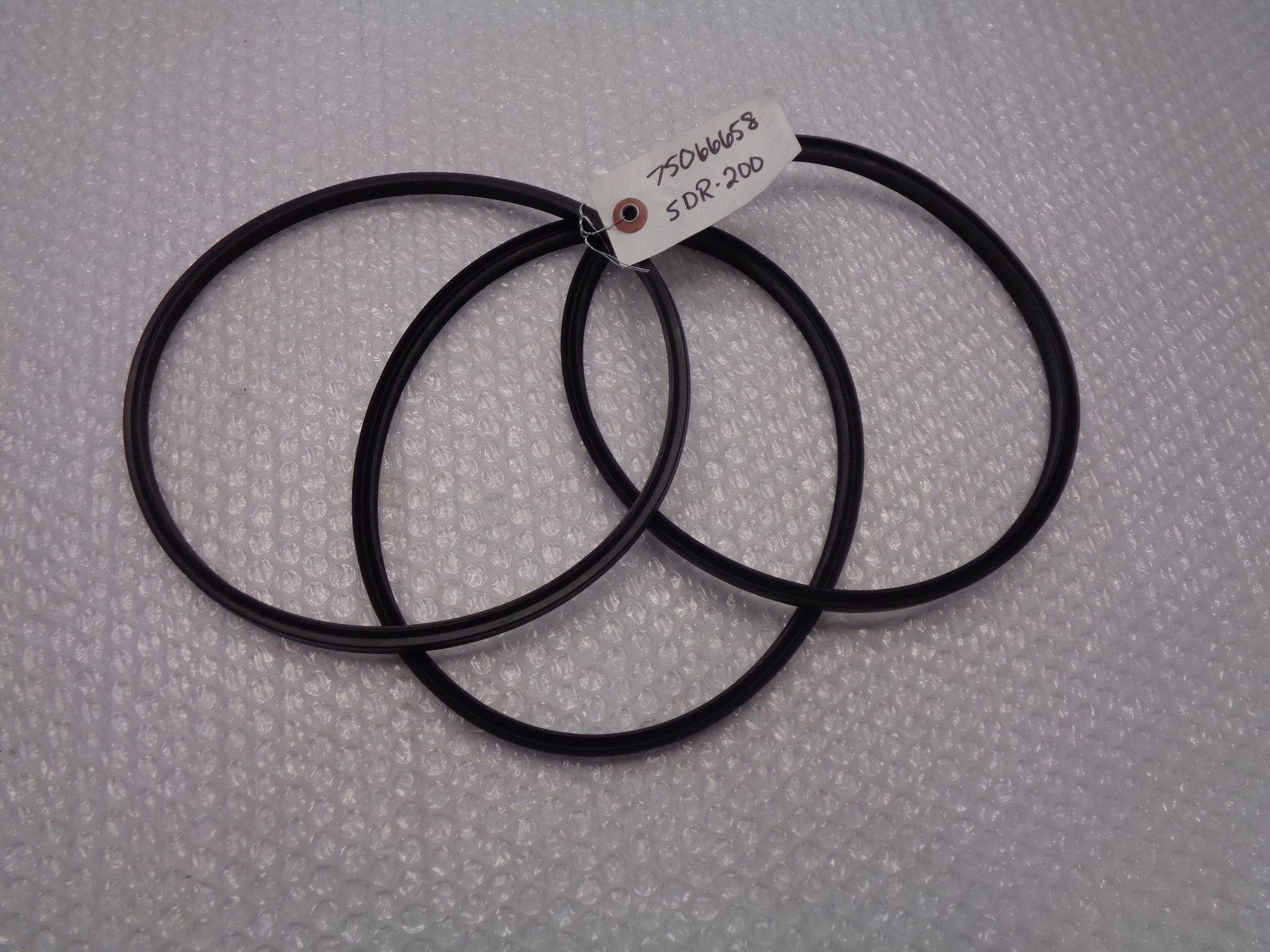 INDUSTRIAL SPARE SDR-200 SEAL LOT OF 3 NSNP