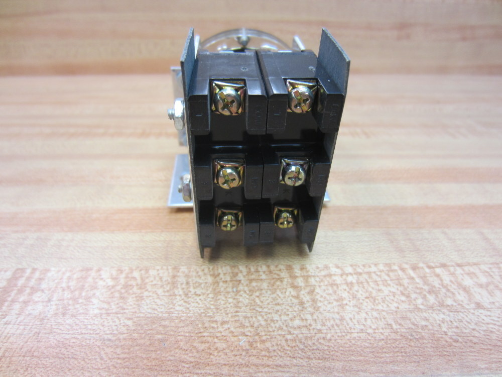 Part 8021 Reliable Model A Vane Switch Only w/Hardware