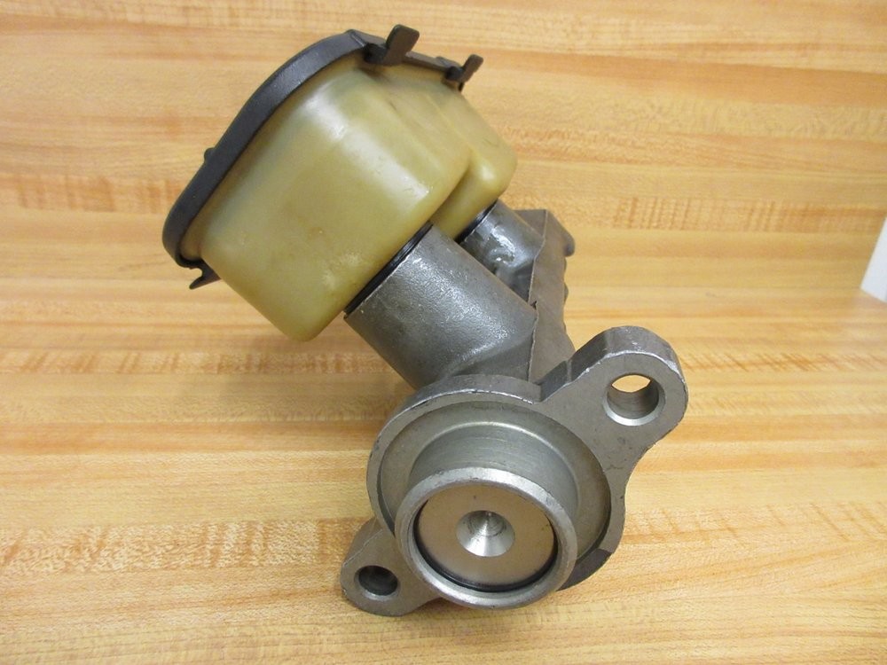 Bendix R11925 Master Brake Cylinder 10-1925