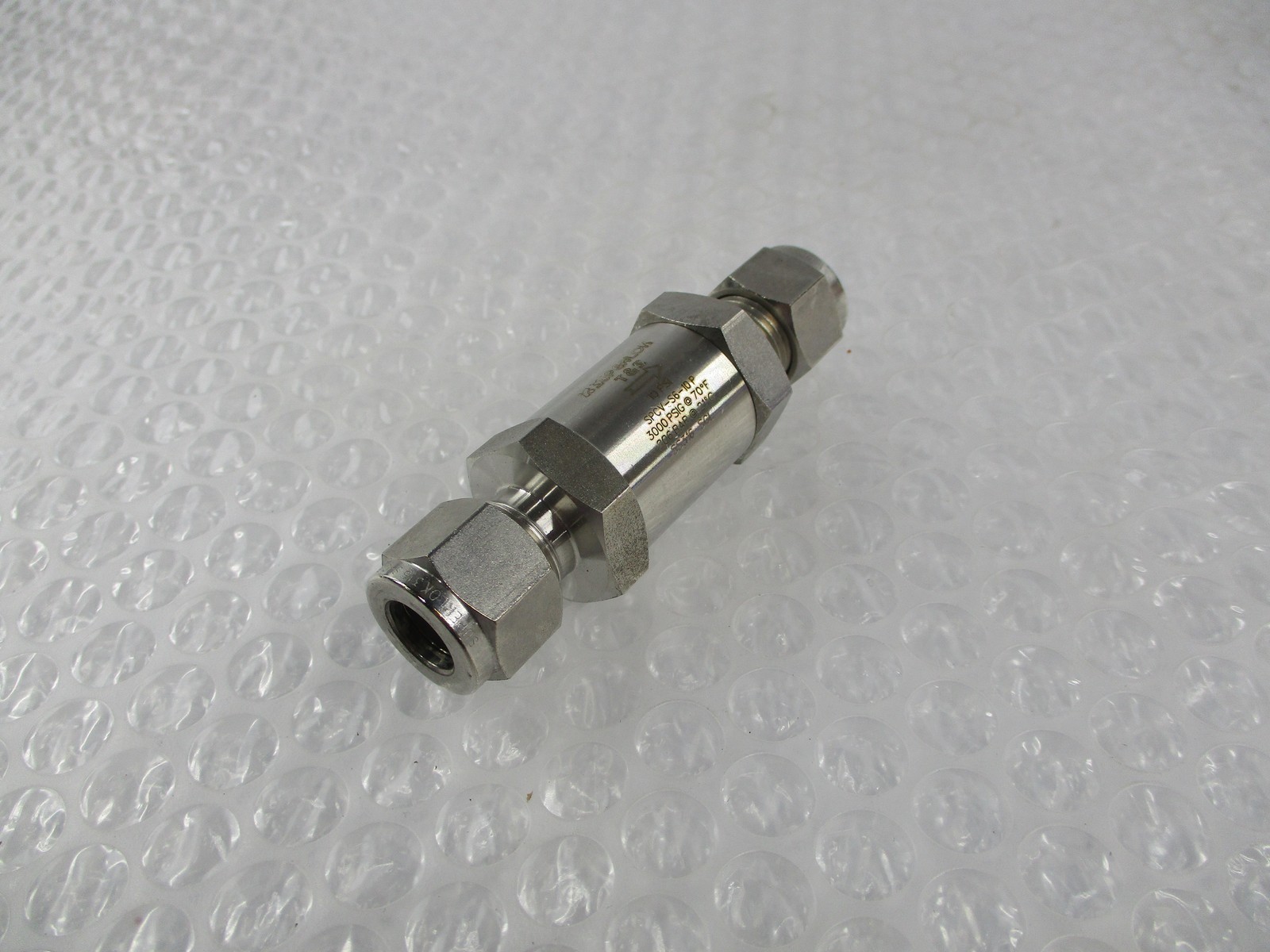 SUPERLOK SPCV-S6-10F VALVE NSNP