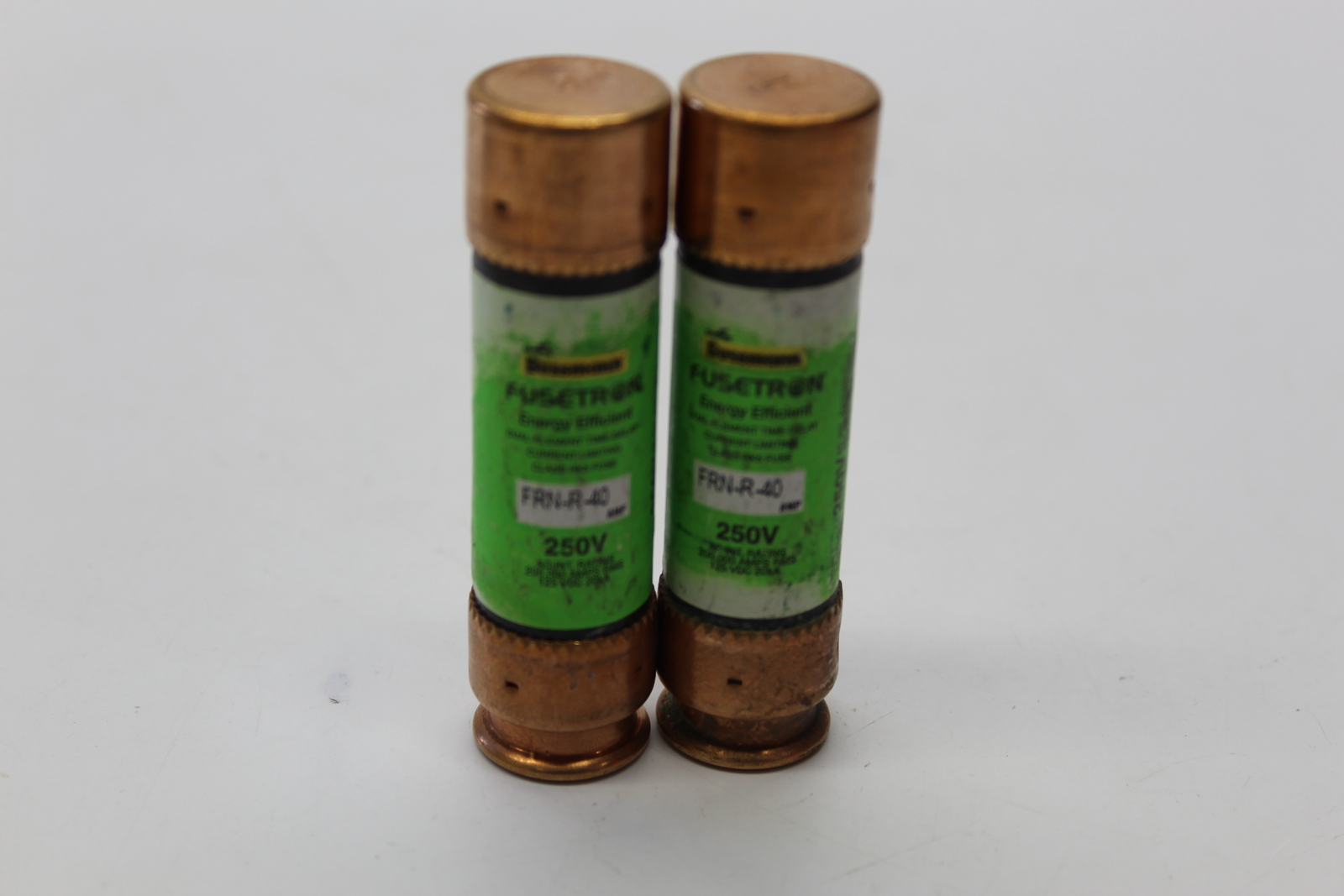 FUSETRON FRN-R-40 GREEN LOT OF 2 NSNP