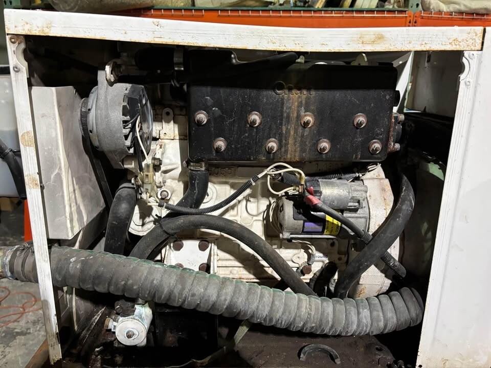 Onan 13.5 MDKAZ 13.5 kw Marine Diesel Generator 60 Hz 120/240v