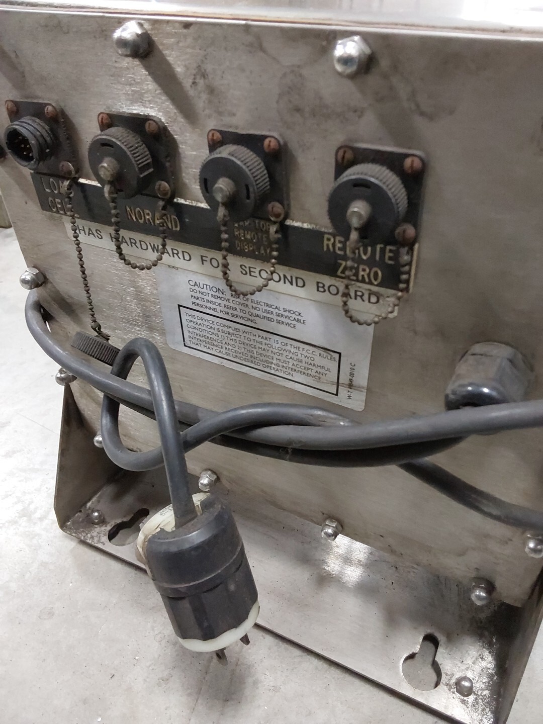 WEIGH-TRONIX WI-130 WEIGHT INDICATOR Class III/III L