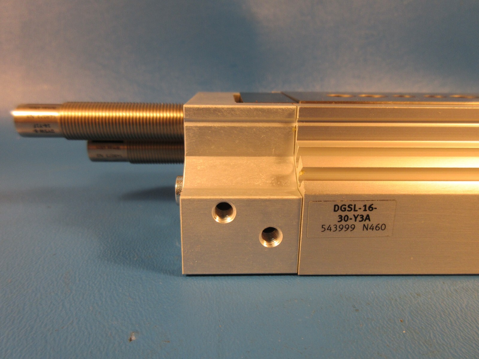 Festo DGSL-16-30-Y3A, 543999 Mini Slide, Stroke 30mm, Hydraulic Shock Absorbers