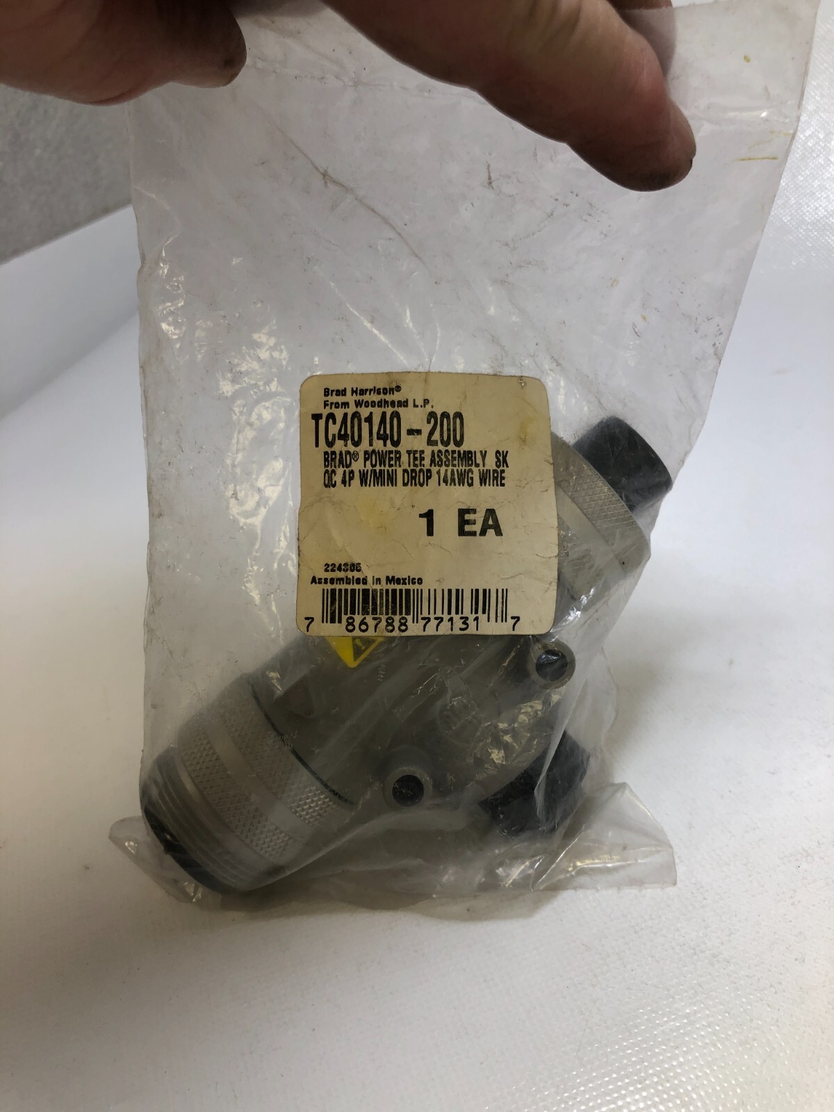 BradPower TC40140-200 Woodhead Quick Change Power Tee Connector w/mini drop NIB