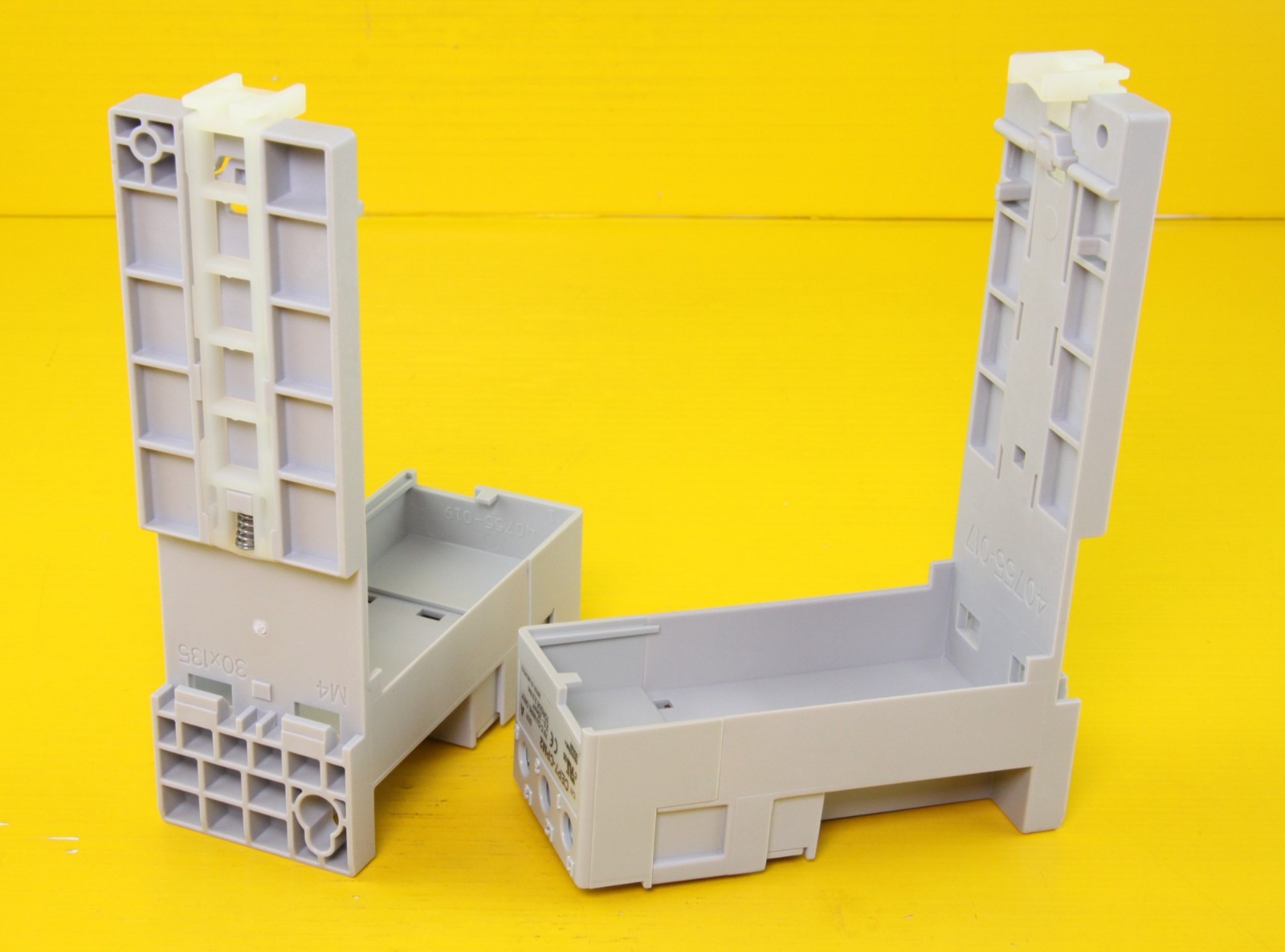 Sprecher + Schuh CEP7-CPM2 Panel Mount Adaptor , Din Rail (Pack of 2)