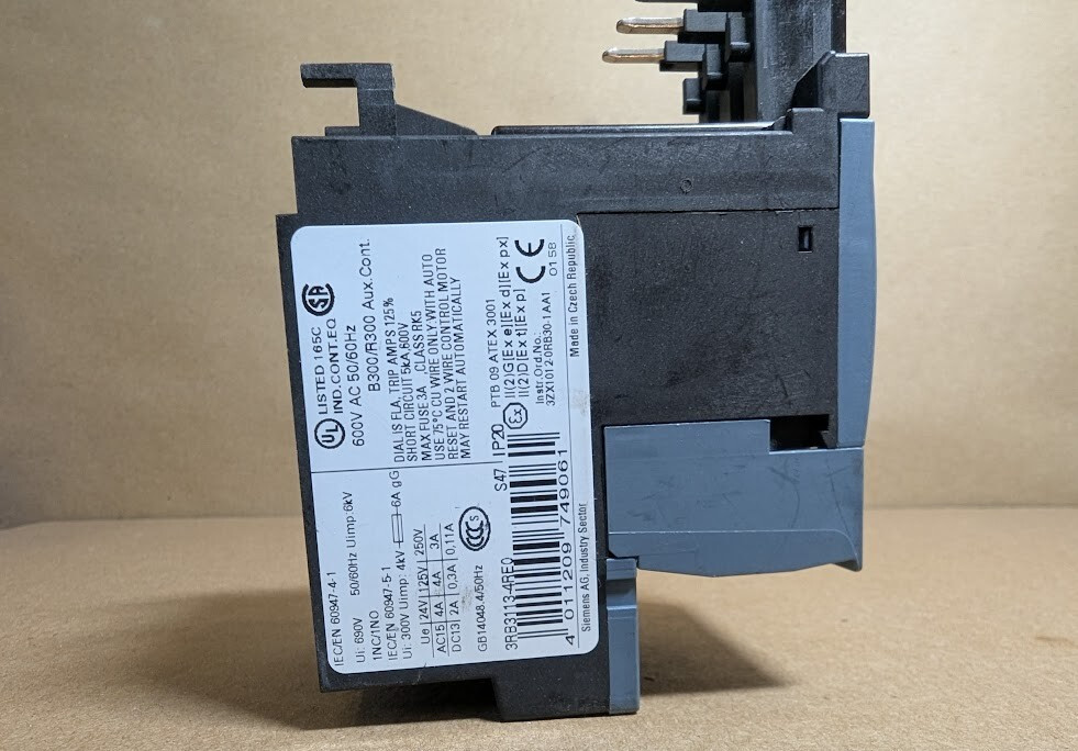 Siemens 3RB3113-4RE0 Electronic Overload Relay, .1-.4A, 3P, (New NB)