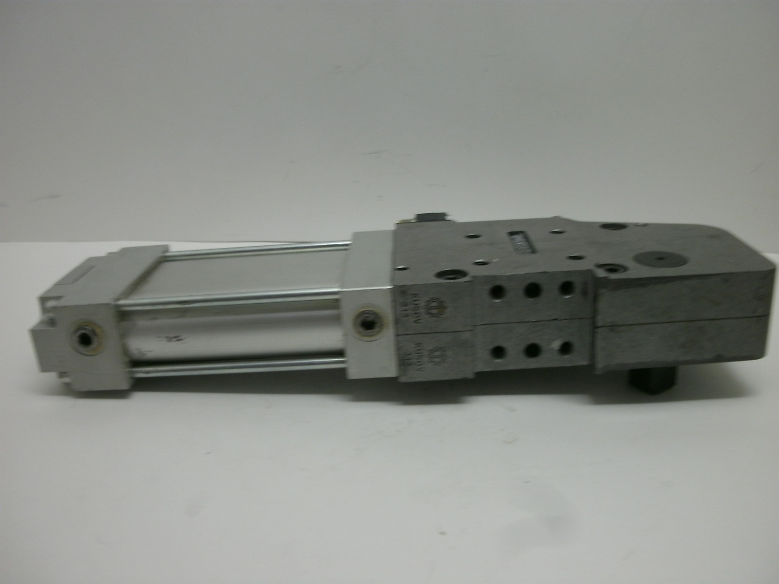 TUNKERS KU 50 V A034 T12 NPT PNEUMATIC POWER CLAMP KU 50/63 V POWER CLAMPS