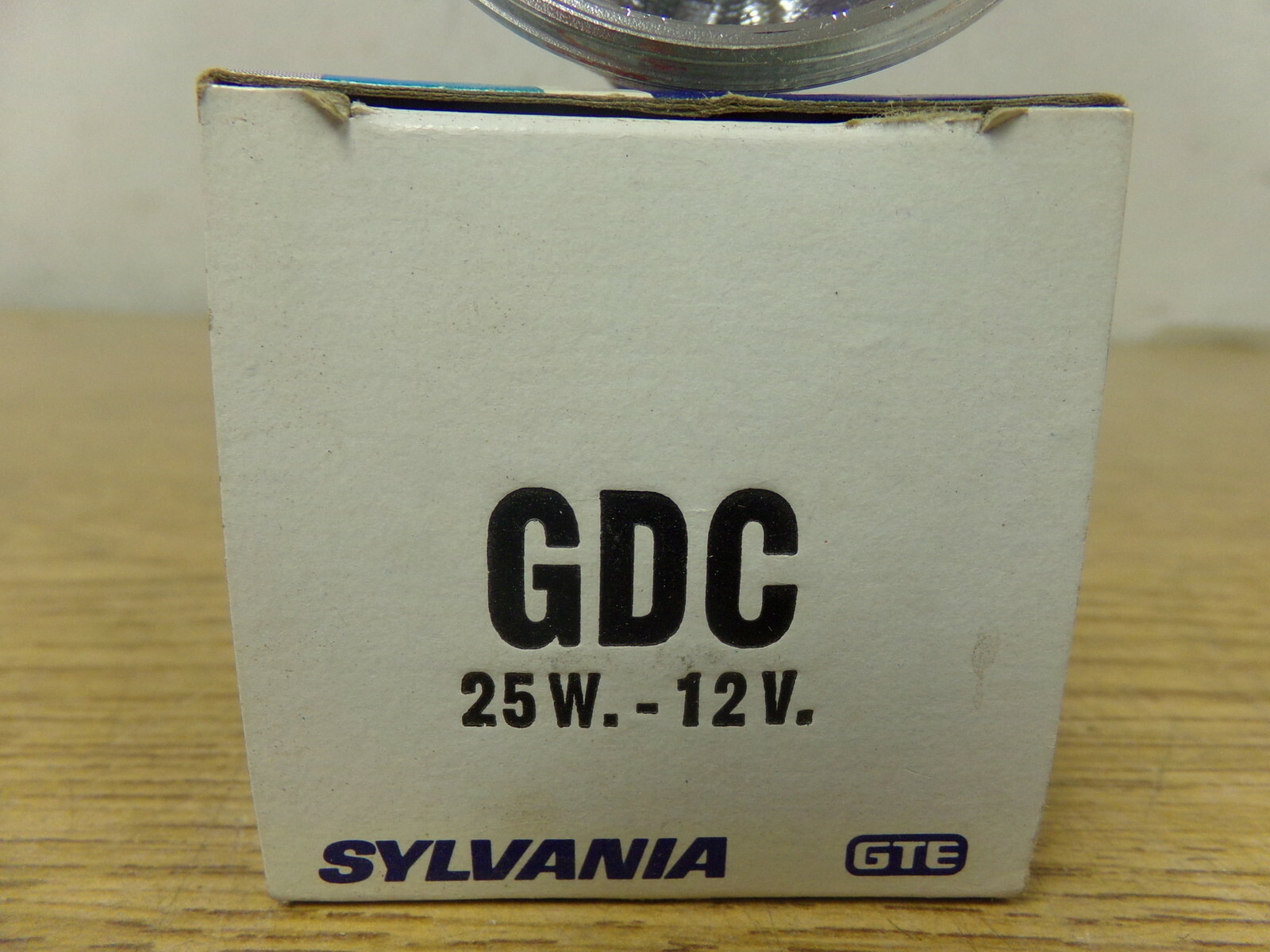 NEW GTE Sylvania GDC 25W12V Lamp Bulb *FREE SHIPPING*